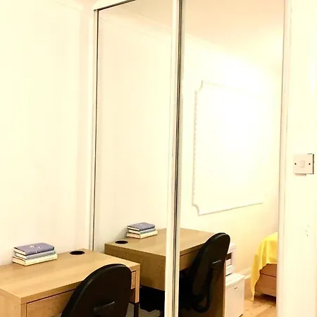 Double Room In The Heart Of Kingston Upon Thames In London Exterior photo